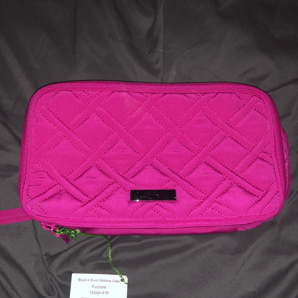 BNWT Vera Bradley Fuschia Makeup Bag